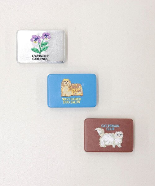 fredy emue（フレディエミュ）の「【JOli JOli/ジョリジョリ】刺しゅうスクエアケース（ポーチ・レディース・ライトブルー/ブラウン/シルバー・FREE）」の16枚目の写真