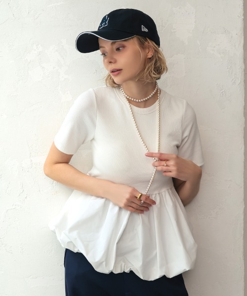 pufe(ピュフェ)の「【カップ付き/ドッキング/ペプラム】【pufe】カップ付きバルーンTシャツ 半袖 バイカラー ブラトップ 重ね着(Tシャツ/カットソー・レディース・ブラック×ホワイト/ホワイト/ブラック・ONE SIZE)」の1枚目の写真