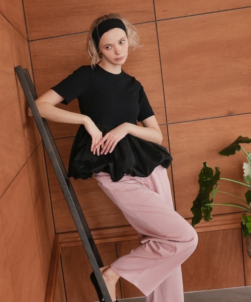 pufe(ピュフェ)の「【カップ付き/ドッキング/ペプラム】【pufe】カップ付きバルーンTシャツ 半袖 バイカラー ブラトップ 重ね着(Tシャツ/カットソー・レディース・ブラック×ホワイト/ホワイト/ブラック・ONE SIZE)」の5枚目の写真