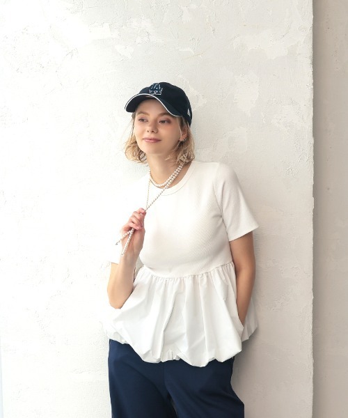 pufe(ピュフェ)の「【カップ付き/ドッキング/ペプラム】【pufe】カップ付きバルーンTシャツ 半袖 バイカラー ブラトップ 重ね着(Tシャツ/カットソー・レディース・ブラック×ホワイト/ホワイト/ブラック・ONE SIZE)」の11枚目の写真