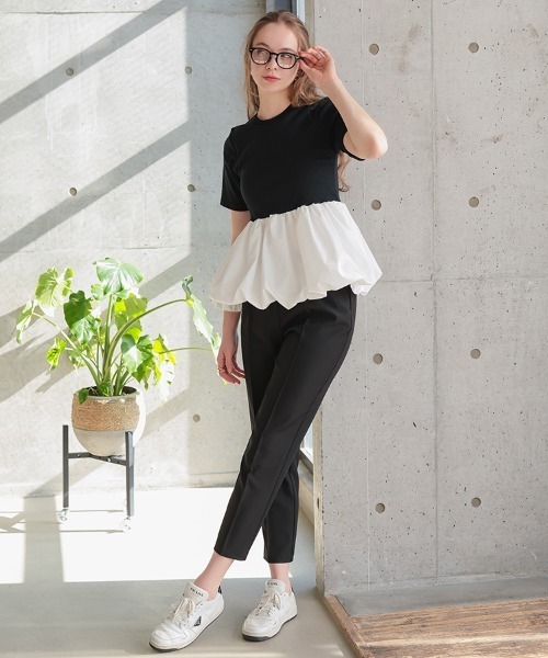 pufe(ピュフェ)の「【カップ付き/ドッキング/ペプラム】【pufe】カップ付きバルーンTシャツ 半袖 バイカラー ブラトップ 重ね着(Tシャツ/カットソー・レディース・ブラック×ホワイト/ホワイト/ブラック・ONE SIZE)」の15枚目の写真