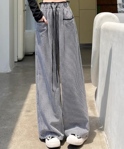 NANEA(ナネア)の「ギンガムチェック ウエストパイピングワイドパンツ(その他パンツ・レディース・ブラック・MEDIUM/SMALL)」の9枚目の写真