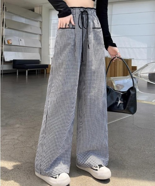 NANEA(ナネア)の「ギンガムチェック ウエストパイピングワイドパンツ(その他パンツ・レディース・ブラック・MEDIUM/SMALL)」の10枚目の写真