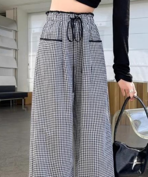 NANEA(ナネア)の「ギンガムチェック ウエストパイピングワイドパンツ(その他パンツ・レディース・ブラック・MEDIUM/SMALL)」の13枚目の写真