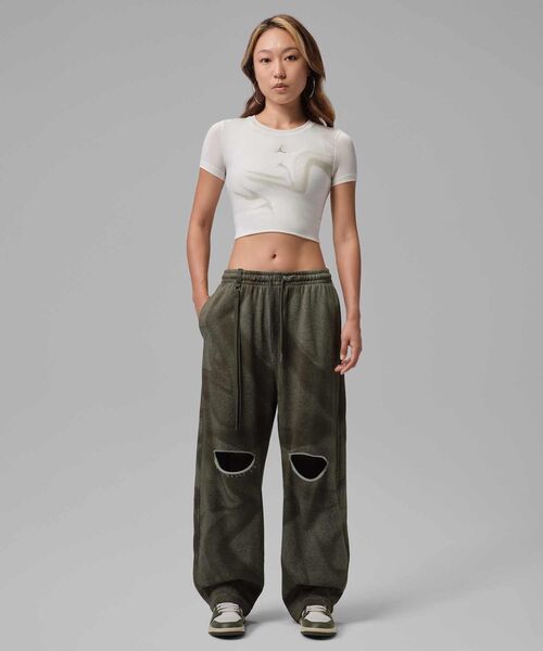 JORDAN BRAND（ジョーダンブランド）の「ジョーダン フリース ウィメンズ バギー パンツ / Jordan Fleece Women's Baggy Pants IR7792-304 Spruce Fog（その他パンツ・レディース・ライトグリーン・M/XL/XS/S/L）」の6枚目の写真