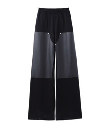 JOHN LAWRENCE SULLIVAN（ジョンローレンスサリバン）の「SWEAT WIDE PANTS WITH LEATHER PATCH（スウェットパンツ）」