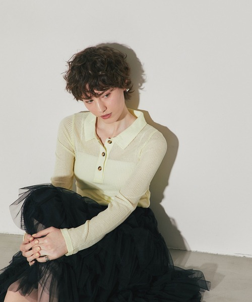 ARVELLIA（アルベリア）の「SHEER RIB POLO TOP（Tシャツ/カットソー・レディース・ブルー/ブラック/イエロー・M）」の6枚目の写真