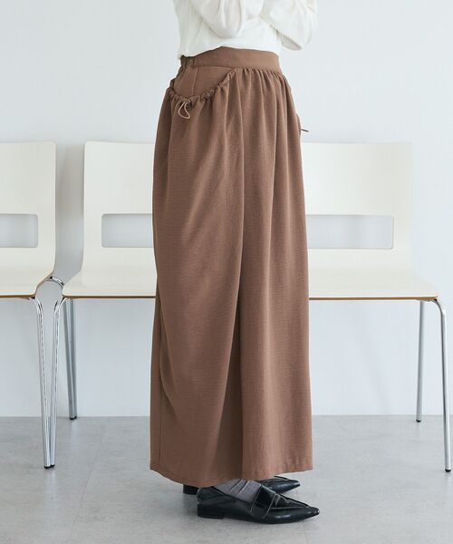 CRAFT STANDARD BOUTIQUE(クラフトスタンダードブティック)の「ドレープポケットデザインスカート(スカート・レディース・ブラウン/ベージュ/ブラック・L/M)」の12枚目の写真