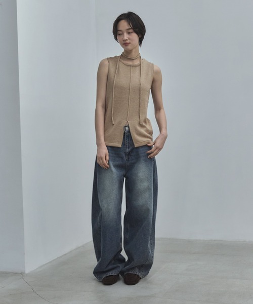 feepur（フェピュール）の「【ハンドウォッシャブル】バックフラワーヘムスリットニットタンク（タンクトップ・レディース・ブラック/ベージュ・MEDIUM）」の16枚目の写真