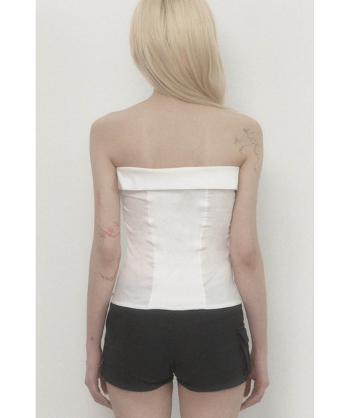 ETRE AU SOMMET(エトレオソメ)の「Tie Shirt Tube Top (White)(Tシャツ/カットソー・レディース・その他・1/2)」の4枚目の写真