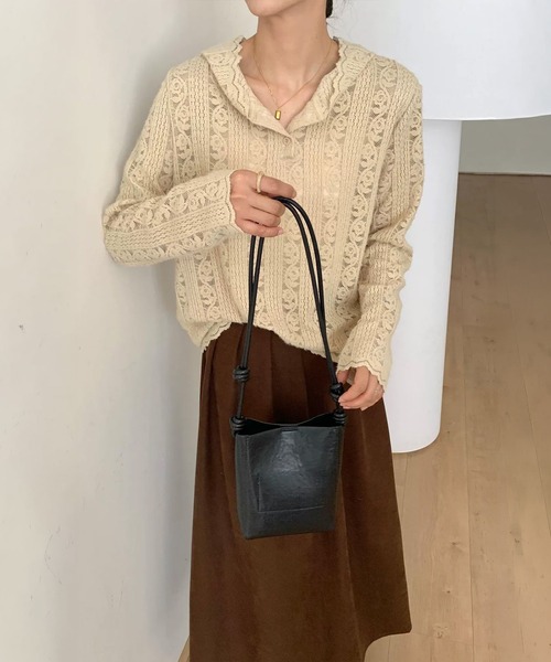 by LEGNA(バイレグナ)の「レースパーカー(パーカー・レディース・アイボリー/ブラウン系その他・LARGE/MEDIUM/X-LARGE)」の3枚目の写真