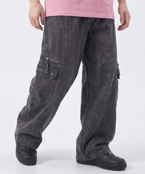 ARULE(アルール)の「A'GEM/9 × .kom 『ARULE/アルール』CURVED CARGO DENIM PANTS/カーブドカーゴデニムパンツ(カーゴパンツ・レディース・グレー/ブラック・L)」の9枚目の写真