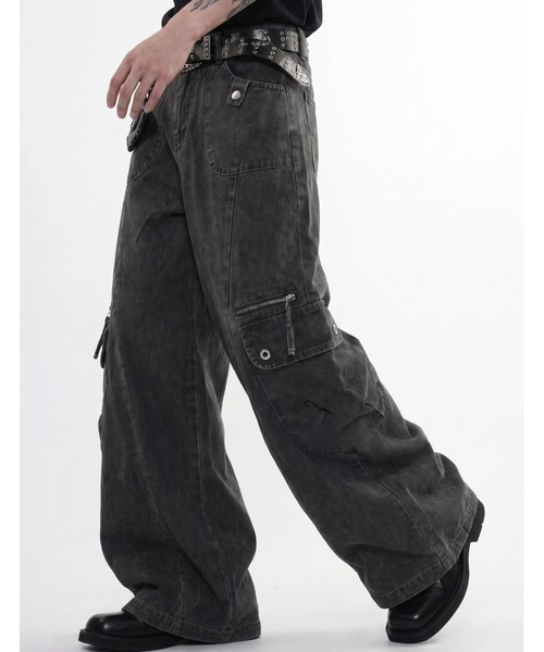 ARULE(アルール)の「A'GEM/9 × .kom 『ARULE/アルール』CURVED CARGO DENIM PANTS/カーブドカーゴデニムパンツ(カーゴパンツ・レディース・グレー/ブラック・L)」の7枚目の写真