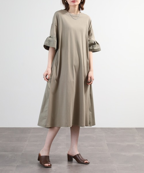 EGLANTINE（エグランティーヌ）の「EGLANTINE フレアスリーブカットソーワンピース（ワンピース・レディース・カーキ/ブラック/ブルーグリーン・40）」の3枚目の写真