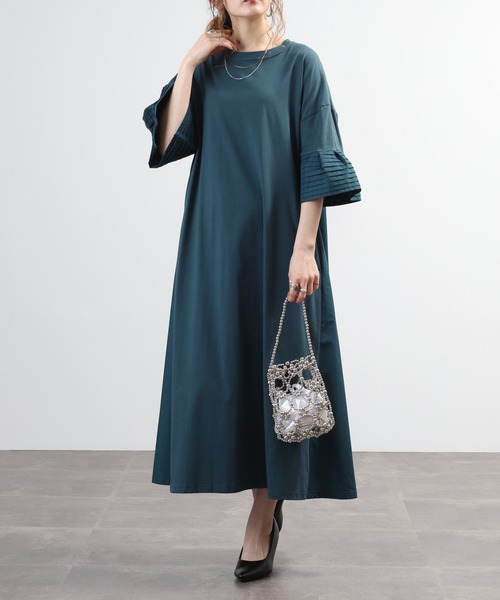 EGLANTINE（エグランティーヌ）の「EGLANTINE フレアスリーブカットソーワンピース（ワンピース・レディース・カーキ/ブラック/ブルーグリーン・40）」の14枚目の写真