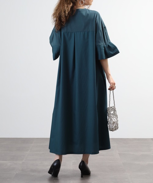 EGLANTINE（エグランティーヌ）の「EGLANTINE フレアスリーブカットソーワンピース（ワンピース・レディース・カーキ/ブラック/ブルーグリーン・40）」の17枚目の写真