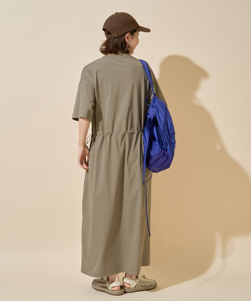 FREAK'S STORE(フリークスストア)の「限定展開 TAION × FREAK'S STORE/タイオン <UVカット・吸水速乾・接触冷感・抗菌・ストレッチ>別注 ドロー コード 半袖 ワンピース(ワンピース・レディース・ライトグレー/ブラック/インディゴブルー/ベージュ・フリ-)」の14枚目の写真