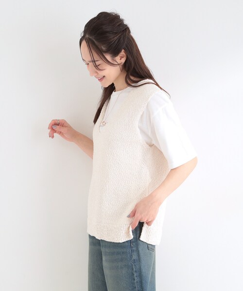 SHOO・LA・RUE(シューラルー)の「【2点セット/S-LL】ニットベスト&ロゴTシャツSET(その他トップス・レディース・ライトブルー/オフホワイト/ライトグレー・04/03/02/01)」の5枚目の写真