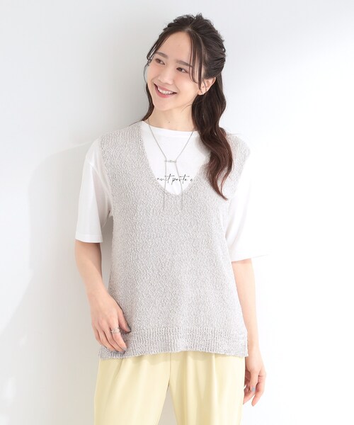 SHOO・LA・RUE(シューラルー)の「【2点セット/S-LL】ニットベスト&ロゴTシャツSET(その他トップス・レディース・ライトブルー/オフホワイト/ライトグレー・04/03/02/01)」の11枚目の写真