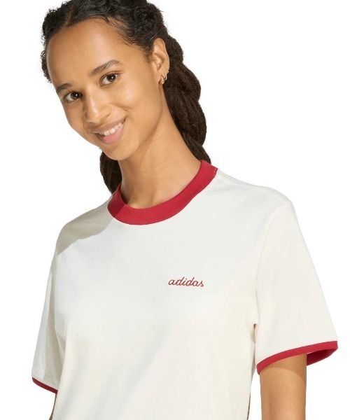 adidas（アディダス）の「アディダス adidas 刺しゅうグラフィック仕様Seasonal Essentials Colorpop Tシャツ（Tシャツ/カットソー・レディース・ブルー/オフホワイト/ブラック・S/M/L/XL）」の10枚目の写真