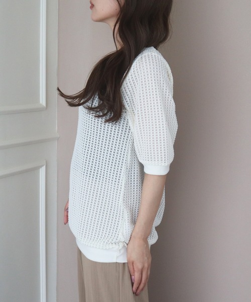 CECIL McBEE(セシルマクビー)の「クロシェ風レース半袖プルオーバー(ニット/セーター・レディース・アイボリー/ブラック/ブラウン・MEDIUM/LARGE)」の5枚目の写真
