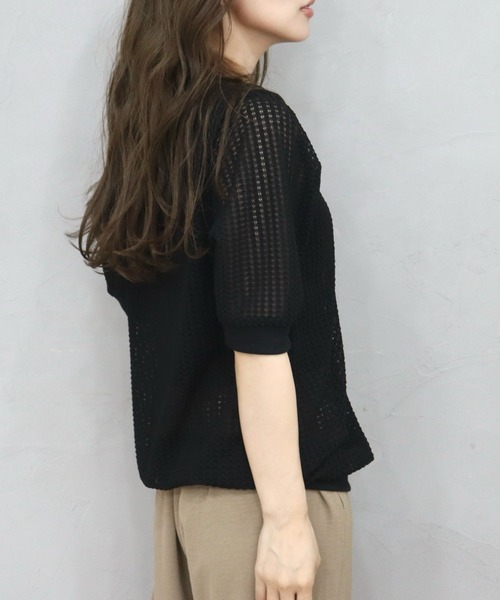 CECIL McBEE(セシルマクビー)の「クロシェ風レース半袖プルオーバー(ニット/セーター・レディース・アイボリー/ブラック/ブラウン・MEDIUM/LARGE)」の15枚目の写真
