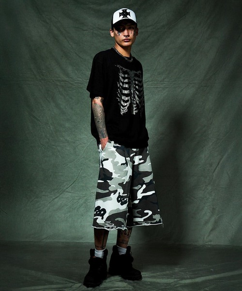 SUPPLIER(サプライヤー)の「SUPPLIER / サプライヤー Rhinestone Fire Bones Tee(Tシャツ/カットソー・メンズ・ブラック/カーキ・MEDIUM/LARGE)」の4枚目の写真