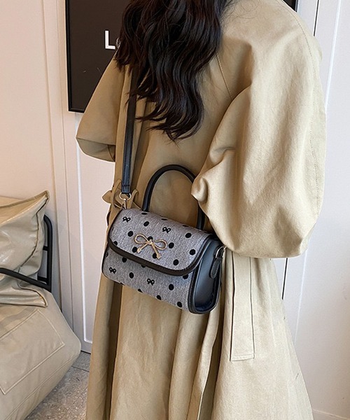 WESTSEA(ウエストシー)の「リボンモチーフ ドット柄 ミニショルダーバッグ / 2WAYハンドバッグ(ショルダーバッグ・レディース・ブラック/グレー・FREE)」の8枚目の写真
