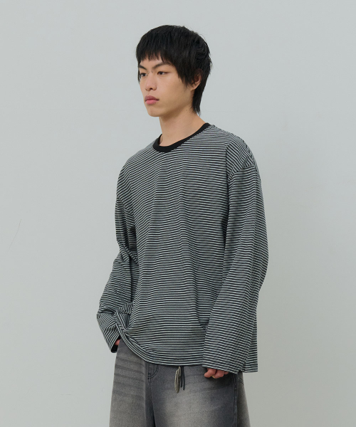 DESIRED(デシレッド)の「刺繍ストライプ長袖Tシャツ-FASK5103B03(Tシャツ/カットソー・レディース・ブラック・MEDIUM/LARGE/X-LARGE)」の4枚目の写真