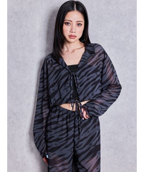 GYDA(ジェイダ)の「ラメチュールシャーリングベアブラウス(チューブトップ・レディース・ブラック/オフホワイト・FREE)」の9枚目の写真