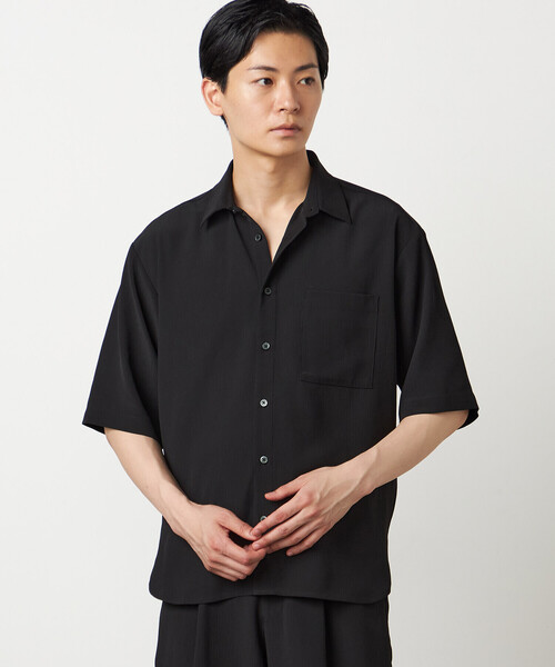 COMME CA ISM(コムサイズム)の「楊柳ポリエステル ショートポイントカラー リラックス半袖シャツ(シャツ/ブラウス・メンズ・ブラック/チャコール・LARGE/MEDIUM)」の6枚目の写真