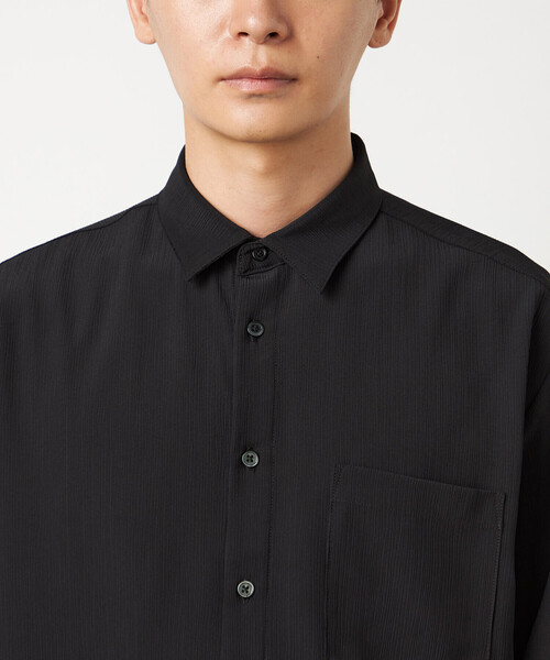 COMME CA ISM(コムサイズム)の「楊柳ポリエステル ショートポイントカラー リラックス半袖シャツ(シャツ/ブラウス・メンズ・ブラック/チャコール・LARGE/MEDIUM)」の11枚目の写真