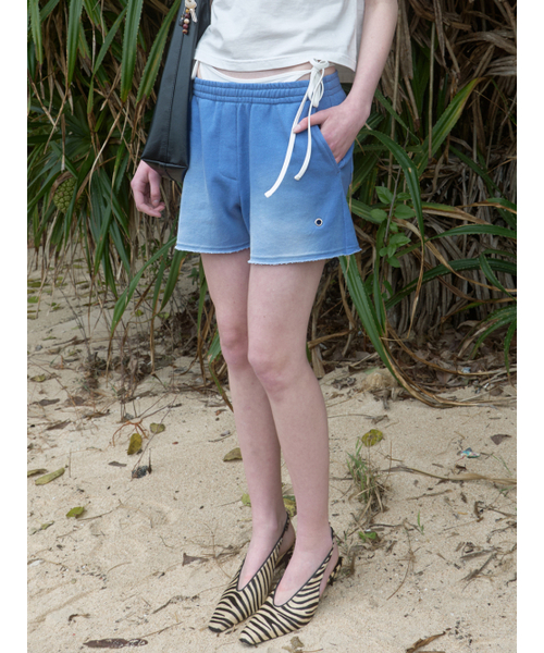 Kijun(キジュン)の「Faded Stud Shorts Blue(その他パンツ・レディース・その他・SMALL/MEDIUM)」の3枚目の写真