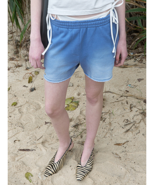 Kijun(キジュン)の「Faded Stud Shorts Blue(その他パンツ・レディース・その他・SMALL/MEDIUM)」の5枚目の写真