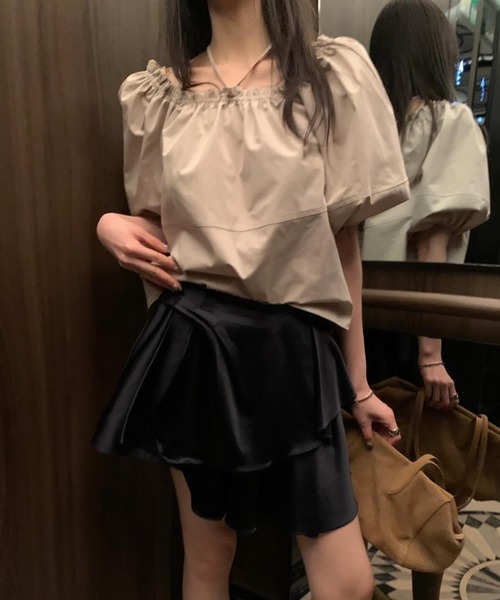 FAVORITO(ファヴォリート)の「パフスリーブシャツ(シャツ/ブラウス・レディース・ホワイト/ベージュ・F)」の5枚目の写真
