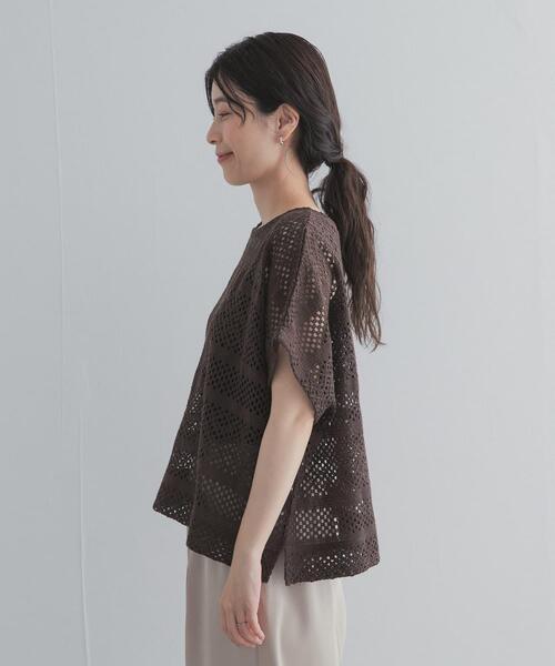 URBAN RESEARCH DOORS(アーバンリサーチドアーズ)の「クロップドレースプルオーバー(その他トップス・レディース・ブラック/ブラウン/オフホワイト・FREE)」の11枚目の写真
