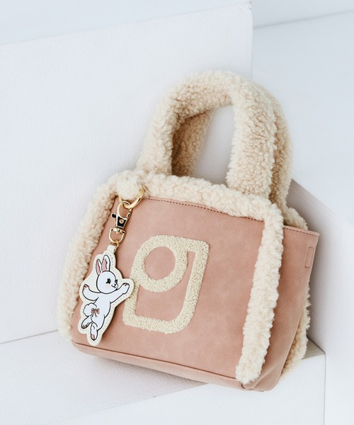 PAUL & JOE ACCESSOIRES(ポールアンドジョーアクセソワ)の「PAUL & JOE ACCESSOIRES (ポール&ジョーアクセソワ)2WAYムートントートバッグ PJA-B1501 FUR ANIMAL(トートバッグ・レディース・キャメル/ピンク・FREE)」の2枚目の写真