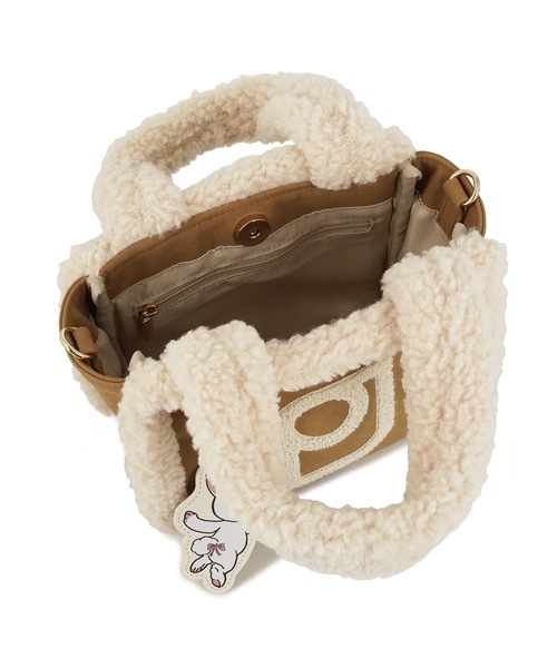 PAUL & JOE ACCESSOIRES(ポールアンドジョーアクセソワ)の「PAUL & JOE ACCESSOIRES (ポール&ジョーアクセソワ)2WAYムートントートバッグ PJA-B1501 FUR ANIMAL(トートバッグ・レディース・キャメル/ピンク・FREE)」の7枚目の写真