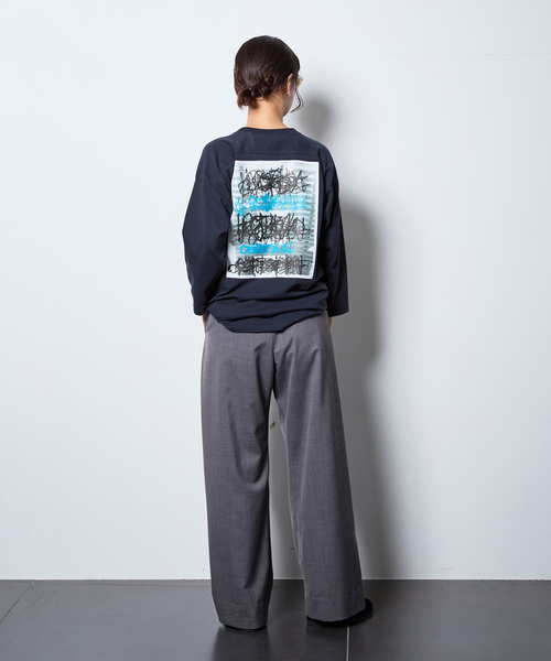 CITYSHOP(シティーショップ)の「CREATIVE GROWTH FOOTBALL TEE OE1240:Tシャツ(Tシャツ/カットソー・レディース・ネイビー・MEDIUM)」の5枚目の写真