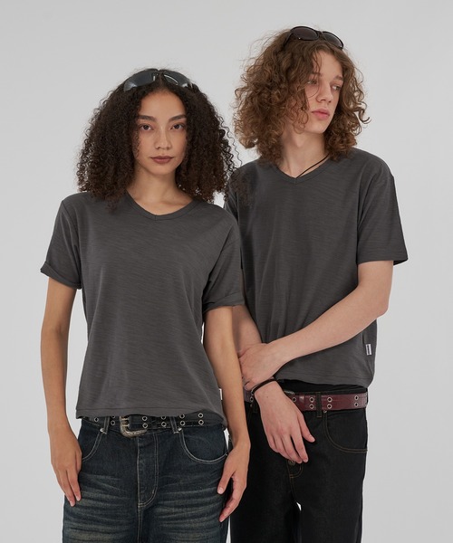 ASSORT SLAB CROPPED COMPACT V NECK T/アソートスラブクロップド