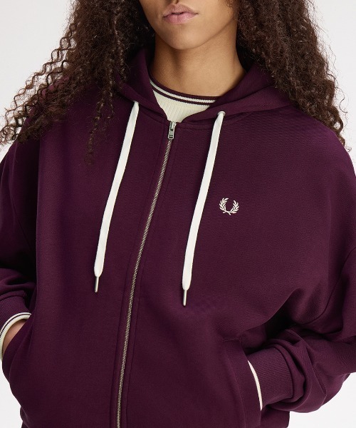 FRED PERRY（フレッドペリー）の「Hooded Zip-Through Sweatshirt／フード付きジップスルースウェット（パーカー・レディース・プラム/チャコールグレー・12/10）」の9枚目の写真