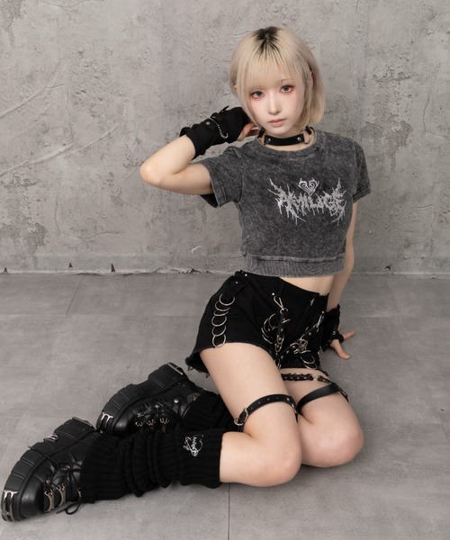 Amilige(アミリージュ)の「ケミカル加工ハートコウモリラインストーンチビTシャツ(Tシャツ/カットソー・レディース・ブラック・FREE)」の9枚目の写真