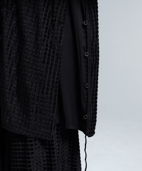 Y-3(ワイスリー)の「Y-3 ADAPTIVE BUTTON SHIRT(シャツ/ブラウス・レディース・ブラック・MEDIUM/X-SMALL/XX-SMALL/SMALL)」の3枚目の写真