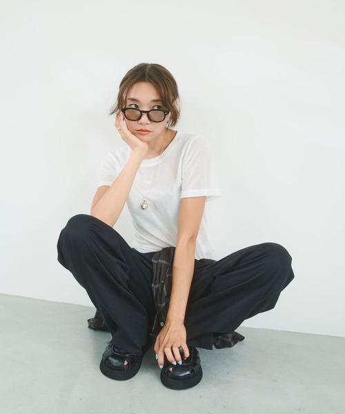 BAYFLOW(ベイフロー)の「【知久友里恵さんコラボ】アクセチャームセットTシャツ(Tシャツ/カットソー・レディース・ラベンダー/オフホワイト/ブラック・FREE)」の16枚目の写真