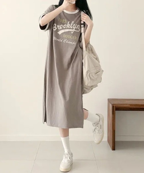 Lips（リップス）の「配色リンガーデザインが旬顔！ゆるっと着こなすロゴプリントTシャツワンピース（ワンピース・レディース・グレー/グリーン/ホワイト・FREE）」の6枚目の写真