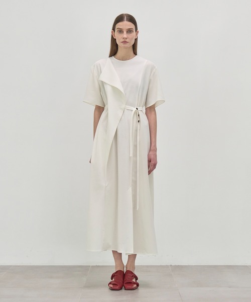 AKIRANAKA(アキラナカ)の「【AKIRANAKA/アキラナカ】Heike combi tex jersey dress WH(ワンピース・レディース・ホワイト・1/2)」の3枚目の写真