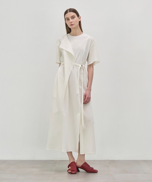 AKIRANAKA(アキラナカ)の「【AKIRANAKA/アキラナカ】Heike combi tex jersey dress WH(ワンピース・レディース・ホワイト・1/2)」の2枚目の写真