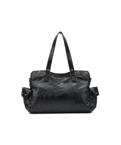 DEINET（ダイニット）の「STUD POCKET BIG BAG IN BLACK（ショルダーバッグ・レディース・その他・FREE）」の4枚目の写真