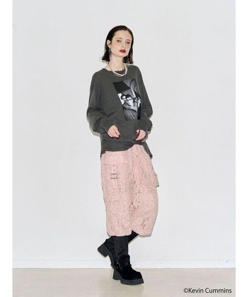 jouetie(ジュエティ)の「【KevinCummins×PosTokyo】ユニセックスロンT(Tシャツ/カットソー・レディース・オフホワイト/ブラック・FREE)」の9枚目の写真