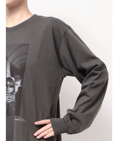 jouetie(ジュエティ)の「【KevinCummins×PosTokyo】ユニセックスロンT(Tシャツ/カットソー・レディース・オフホワイト/ブラック・FREE)」の14枚目の写真